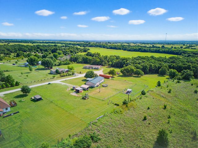 212 Private Road 1307, Bridgeport, TX 76426