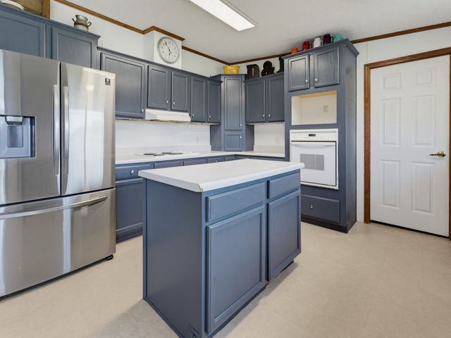 212 Private Road 1307, Bridgeport, TX 76426