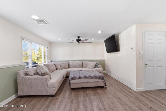 61 Lewis Lane, Brick, NJ 08724
