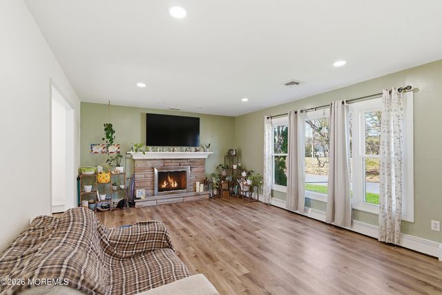 61 Lewis Lane, Brick, NJ 08724