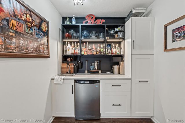 3365 Buckingham Trail, West Bloomfield Charter Township, MI 48323