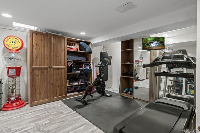 3365 Buckingham Trail, West Bloomfield Charter Township, MI 48323