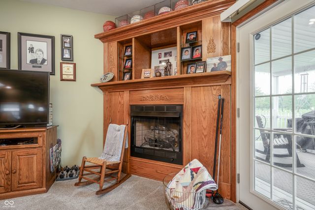 5584 Sandy Creek Drive N, Seymour, IN 47274