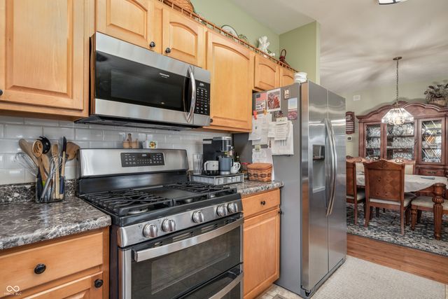 5584 Sandy Creek Drive N, Seymour, IN 47274