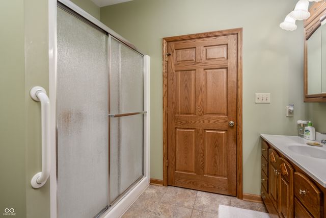 5584 Sandy Creek Drive N, Seymour, IN 47274
