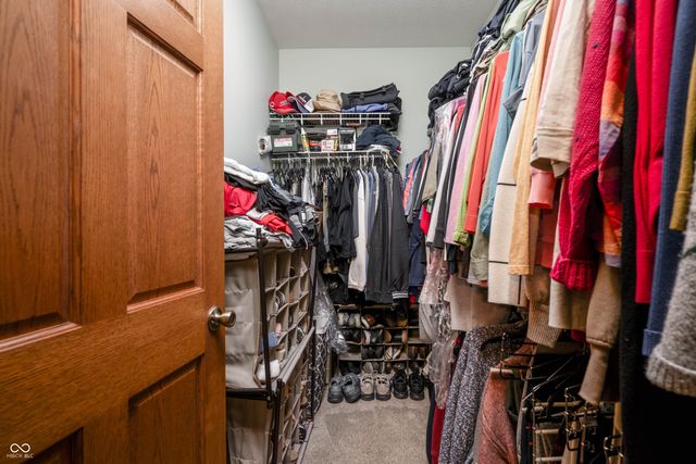 5584 Sandy Creek Drive N, Seymour, IN 47274