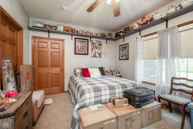 5584 Sandy Creek Drive N, Seymour, IN 47274