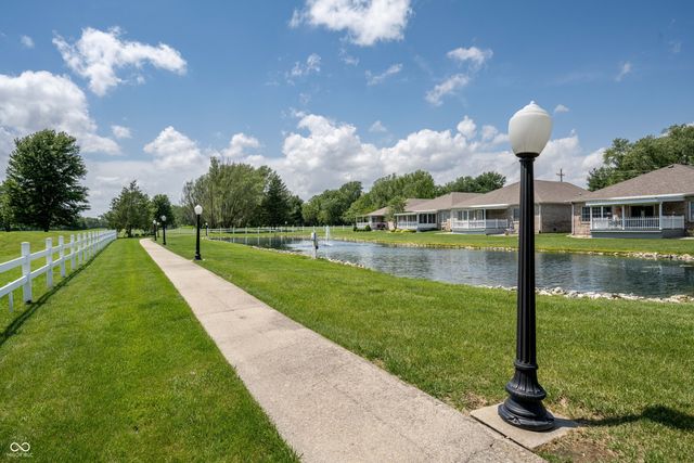 5584 Sandy Creek Drive N, Seymour, IN 47274