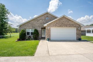 5584 Sandy Creek Drive N, Seymour, IN 47274