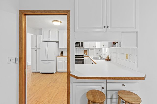 1068 Cherokee Avenue, West Saint Paul, MN 55118