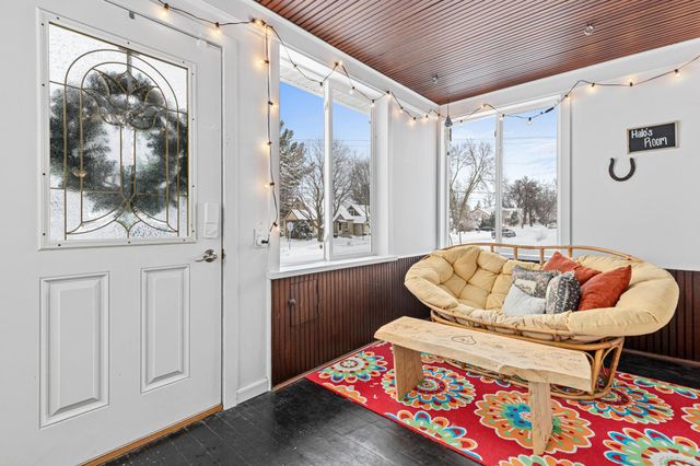 1068 Cherokee Avenue, West Saint Paul, MN 55118