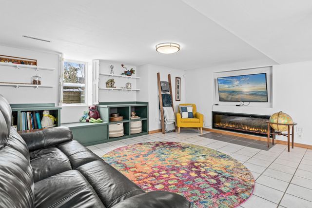 1068 Cherokee Avenue, West Saint Paul, MN 55118