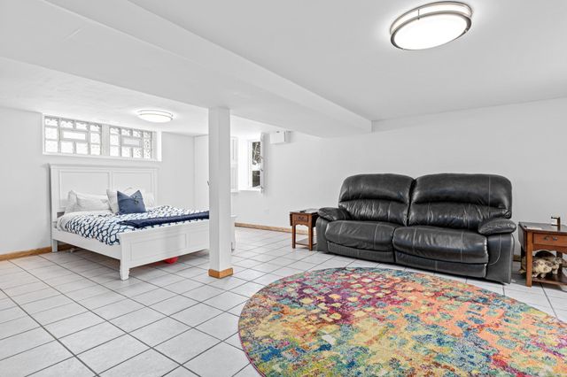 1068 Cherokee Avenue, West Saint Paul, MN 55118