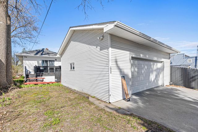 1068 Cherokee Avenue, West Saint Paul, MN 55118