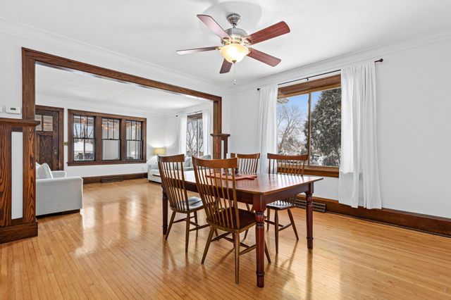 1068 Cherokee Avenue, West Saint Paul, MN 55118