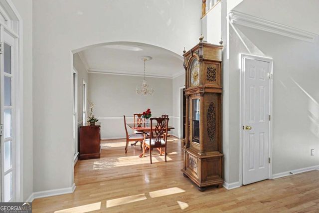 97 Lansing Drive NW, Kennesaw, GA 30144