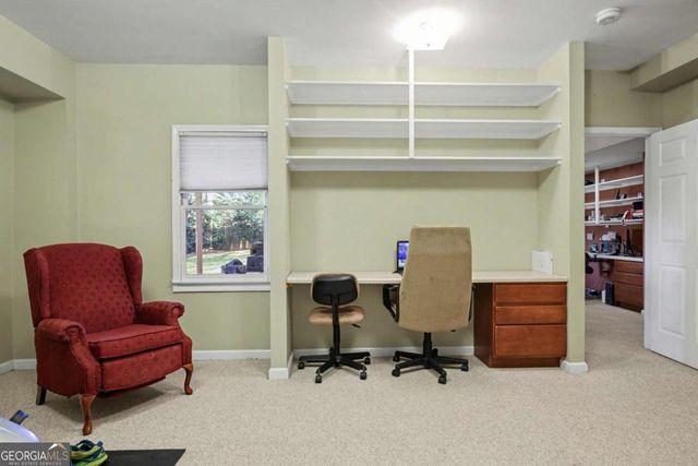 97 Lansing Drive NW, Kennesaw, GA 30144