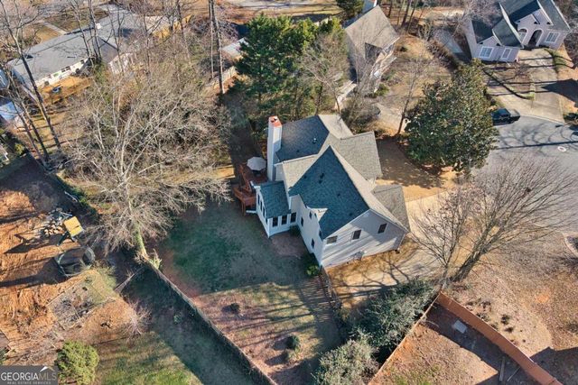 97 Lansing Drive NW, Kennesaw, GA 30144