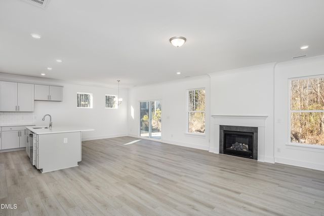 701 Highview Drive 32, Benson, NC 27504