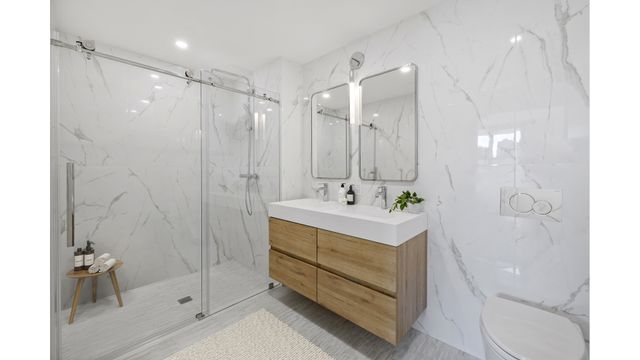 7829 Austin St Ph 2K, New York City, NY 11375