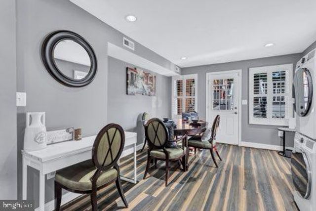 4909 FITCH PL NE, Washington, DC 20019