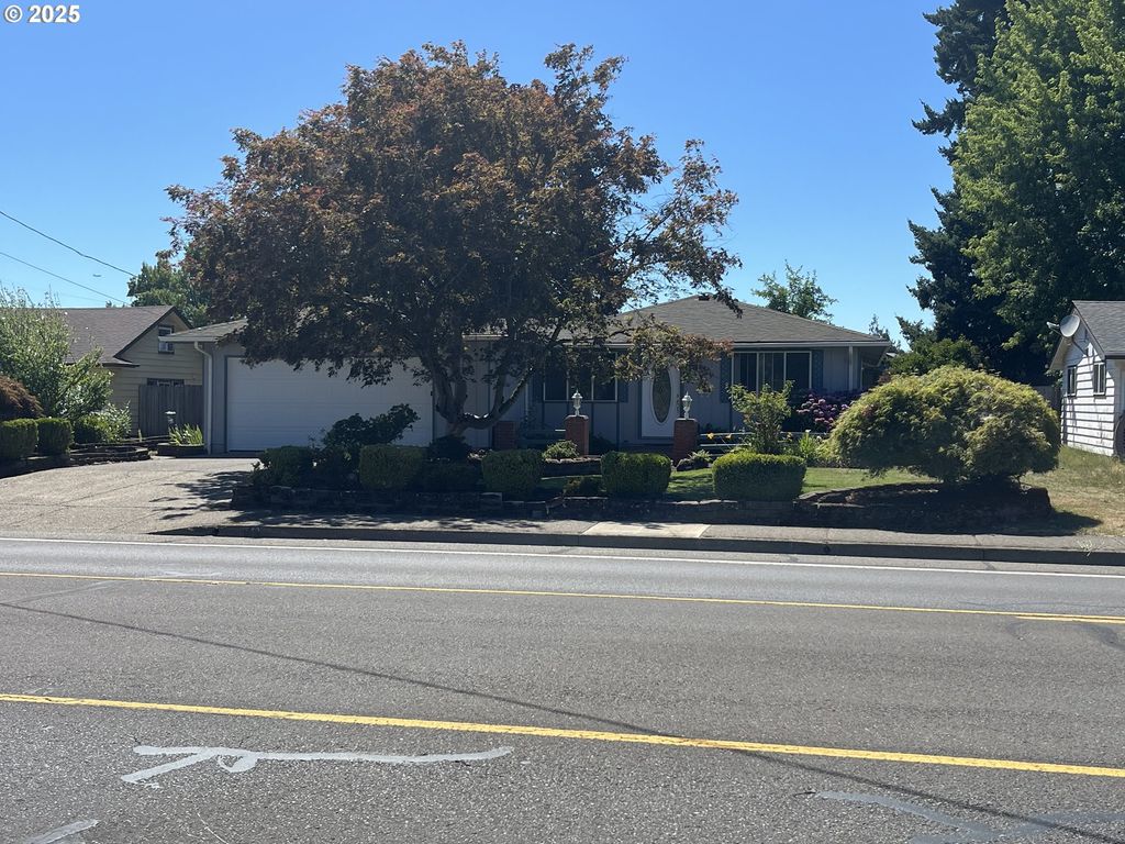 540 N BERTELSEN Rd, Eugene, OR 97402
