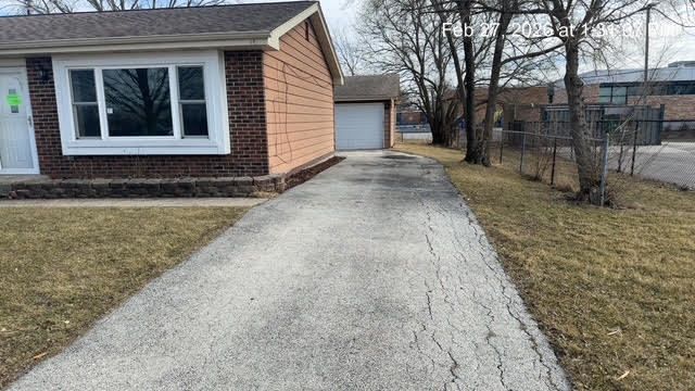 651 Central Avenue, Matteson, IL 60443