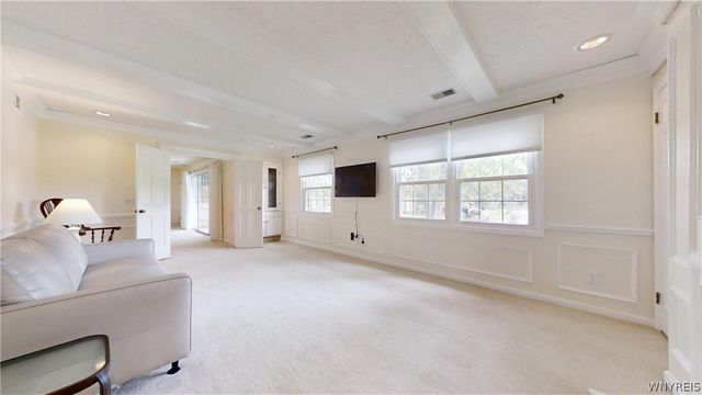 105 Homer Ln G, Amherst, NY 14221