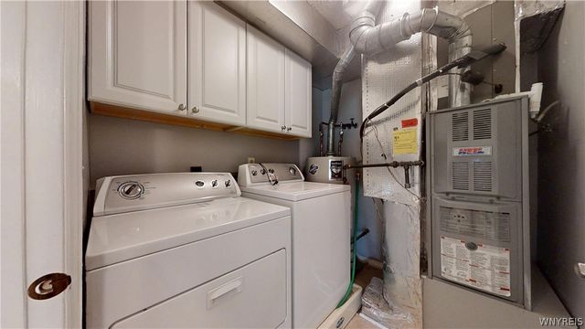 105 Homer Ln G, Amherst, NY 14221