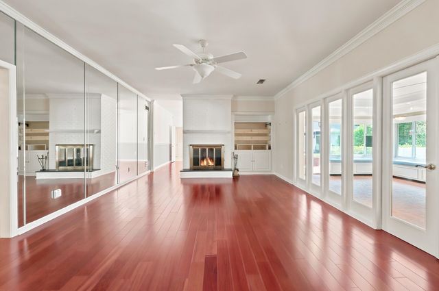 85 Cedar Ln., Myrtle Beach, SC 29572