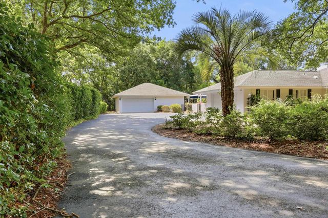 85 Cedar Ln., Myrtle Beach, SC 29572