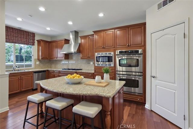 54 Tea Garden, Irvine, CA 92620