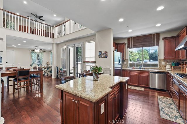 54 Tea Garden, Irvine, CA 92620