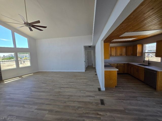 270 West Patricia Avenue, Pahrump, NV 89060