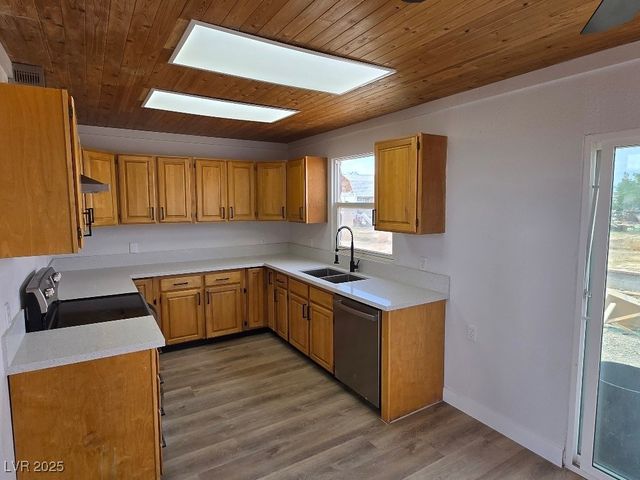 270 West Patricia Avenue, Pahrump, NV 89060