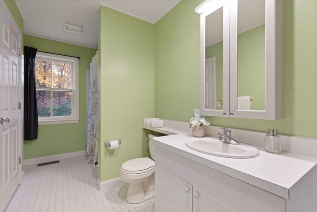 29 South Commons Road D, Lincoln, MA 01773