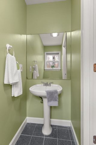 29 South Commons Road D, Lincoln, MA 01773