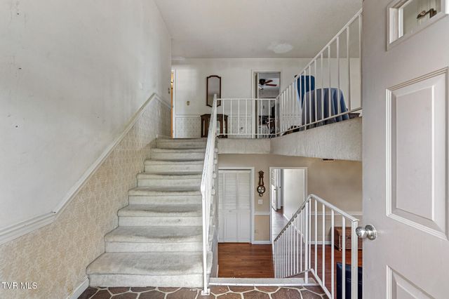 1409 Upland Avenue, Greeneville, TN 37743