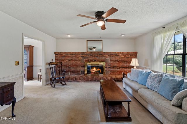 1409 Upland Avenue, Greeneville, TN 37743