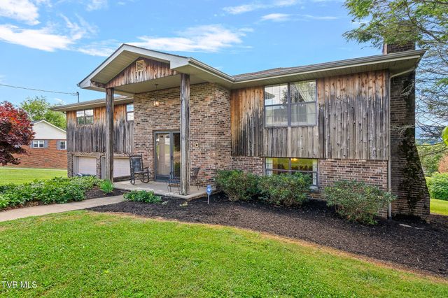 1409 Upland Avenue, Greeneville, TN 37743