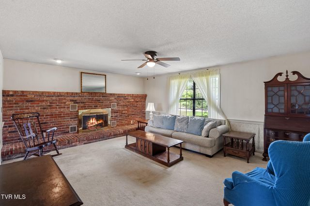 1409 Upland Avenue, Greeneville, TN 37743