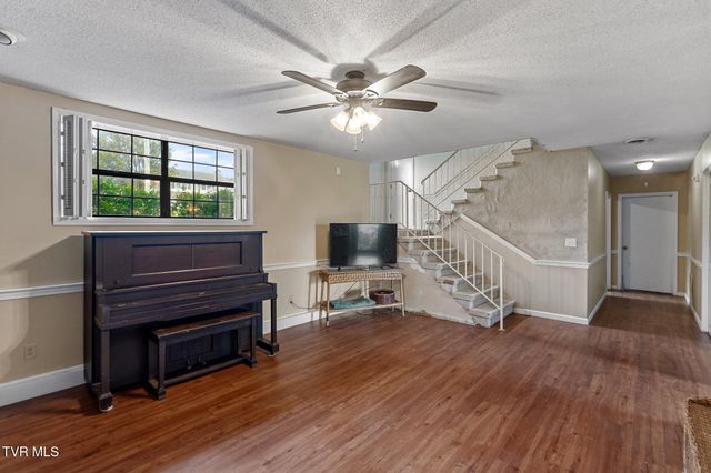 1409 Upland Avenue, Greeneville, TN 37743