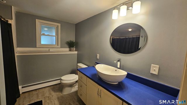 878 Manchester Road, Glastonbury, CT 06033