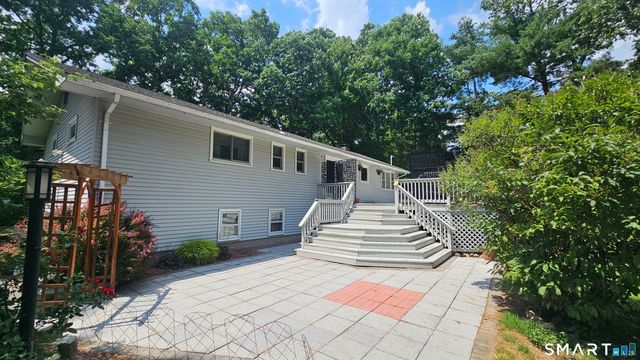 878 Manchester Road, Glastonbury, CT 06033