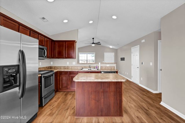 613 Whittle Court, Wilmington, NC 28411