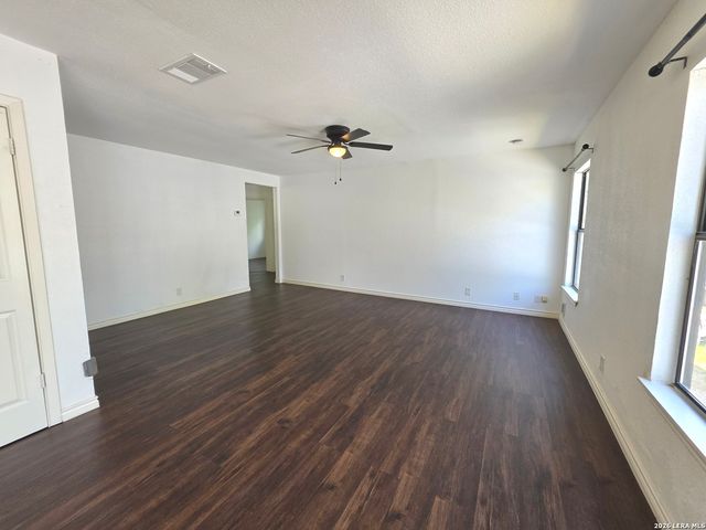 13039 Chimney Oak, San Antonio, TX 78249