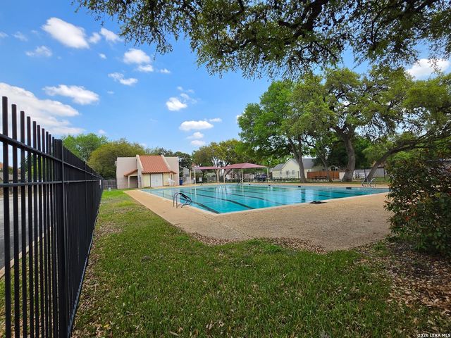 13039 Chimney Oak, San Antonio, TX 78249