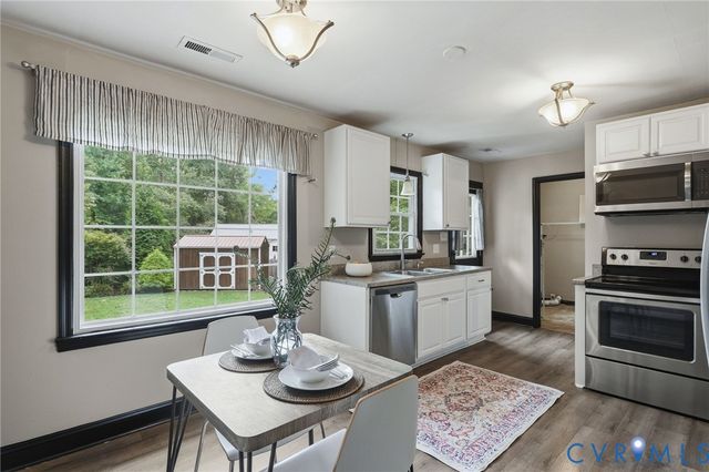4608 Newbys Bridge Rd, Chesterfield, VA 23832
