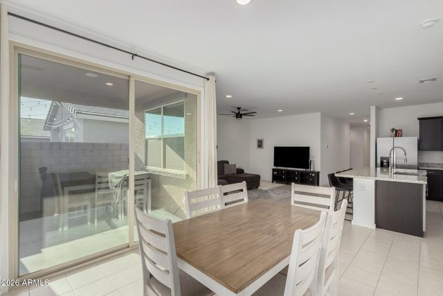 6727 W PEDRO Lane, Laveen, AZ 85339