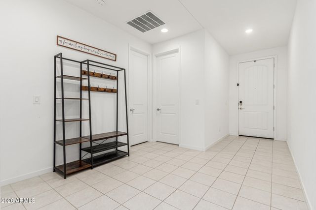 6727 W PEDRO Lane, Laveen, AZ 85339